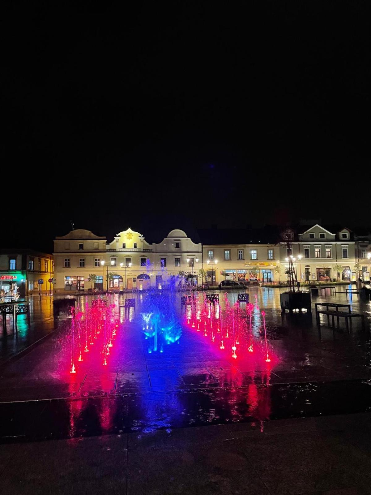 Apartament Studio Z Widokiem Na Rynek Bochnia Exterior foto
