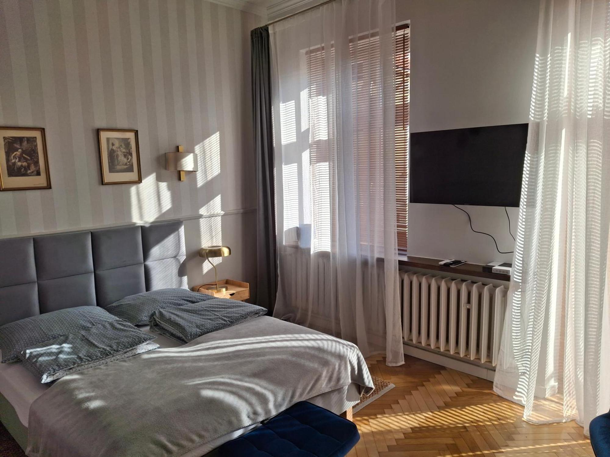Apartament Studio Z Widokiem Na Rynek Bochnia Exterior foto